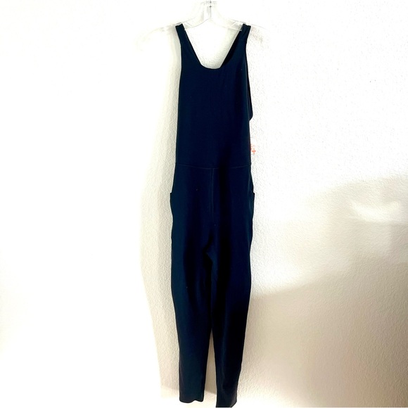 New Free movement black bodysuit medium - Picture 5 of 5